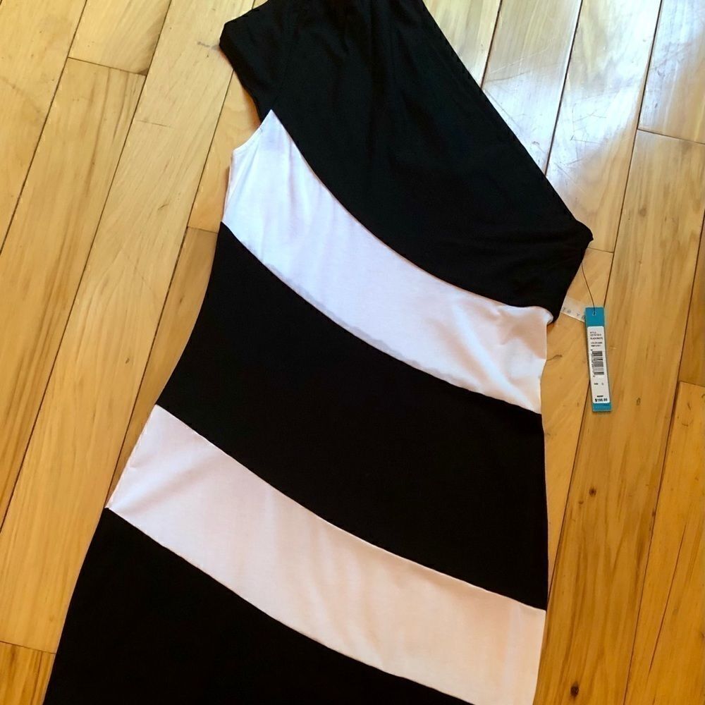 ALICE + OLIVIA BLK/WHT STRIPE SHOULDER DRESS S NWT - Picture 4 of 14